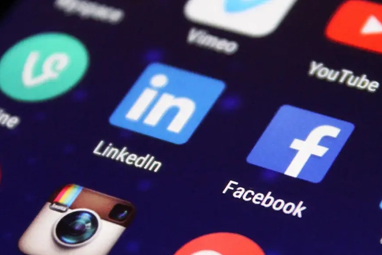 Finding the Right Words Helped a Dating App Find Greater Success